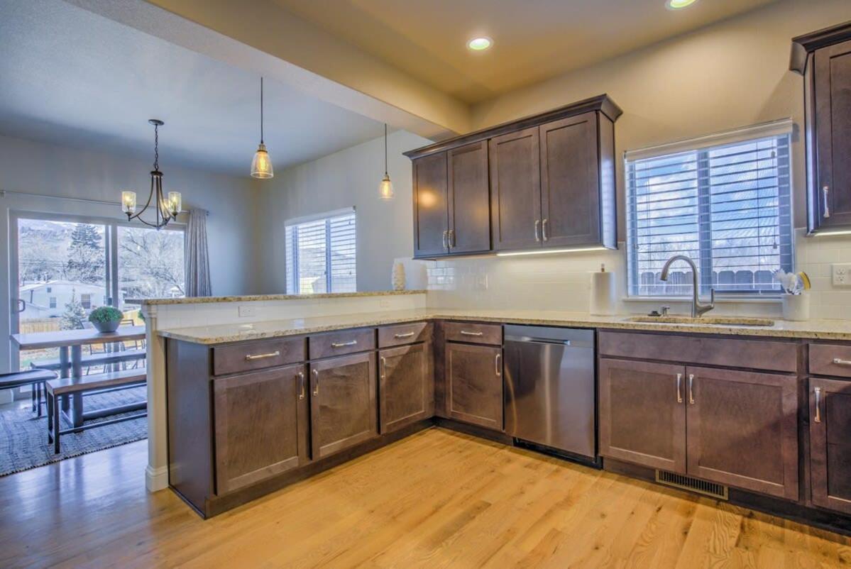 4Bd Westside Vacation Home W Space & Flexibility โคโลราโดสปริงส์ ภายนอก รูปภาพ